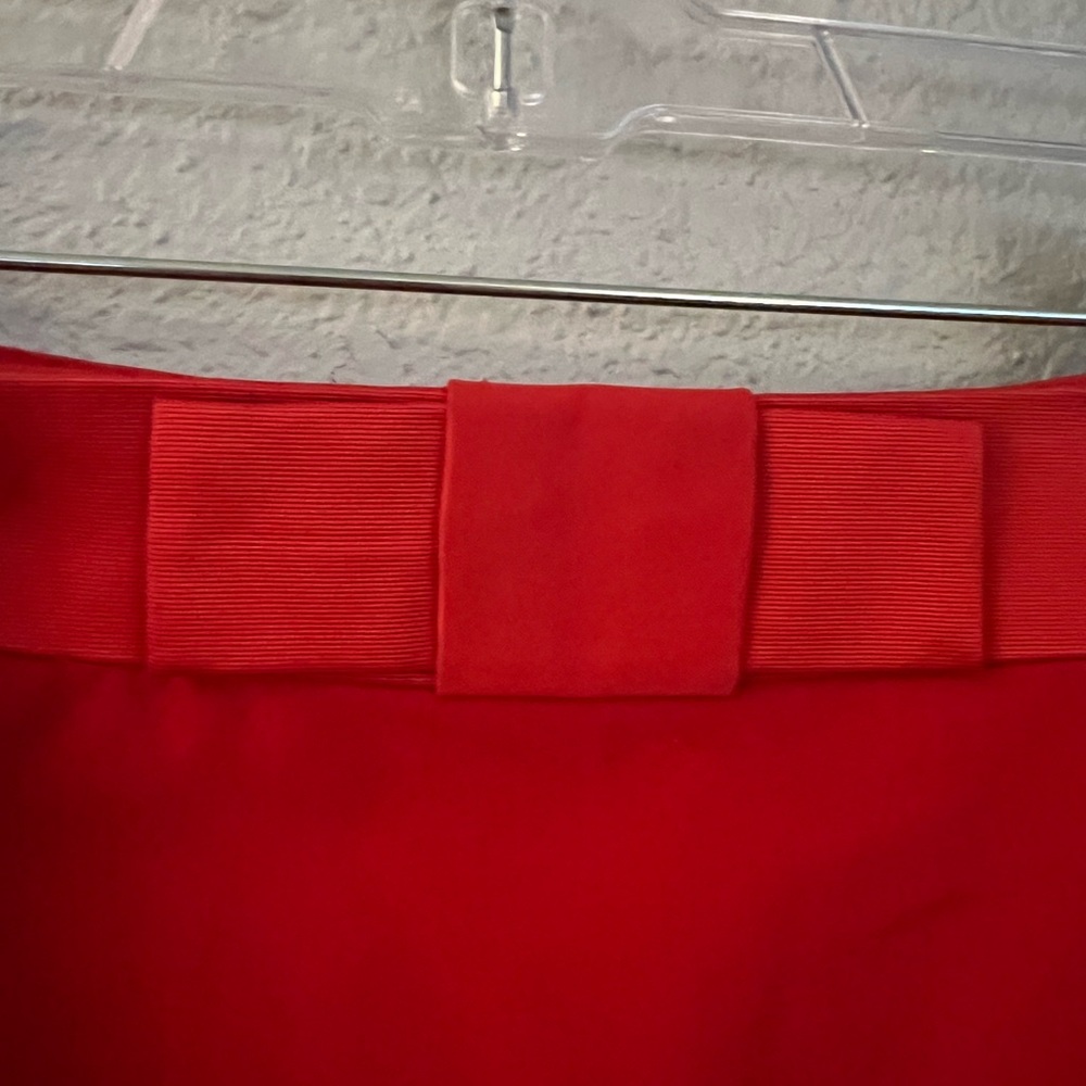 Red Bow Pencil Skirt - Picture 4 of 5
